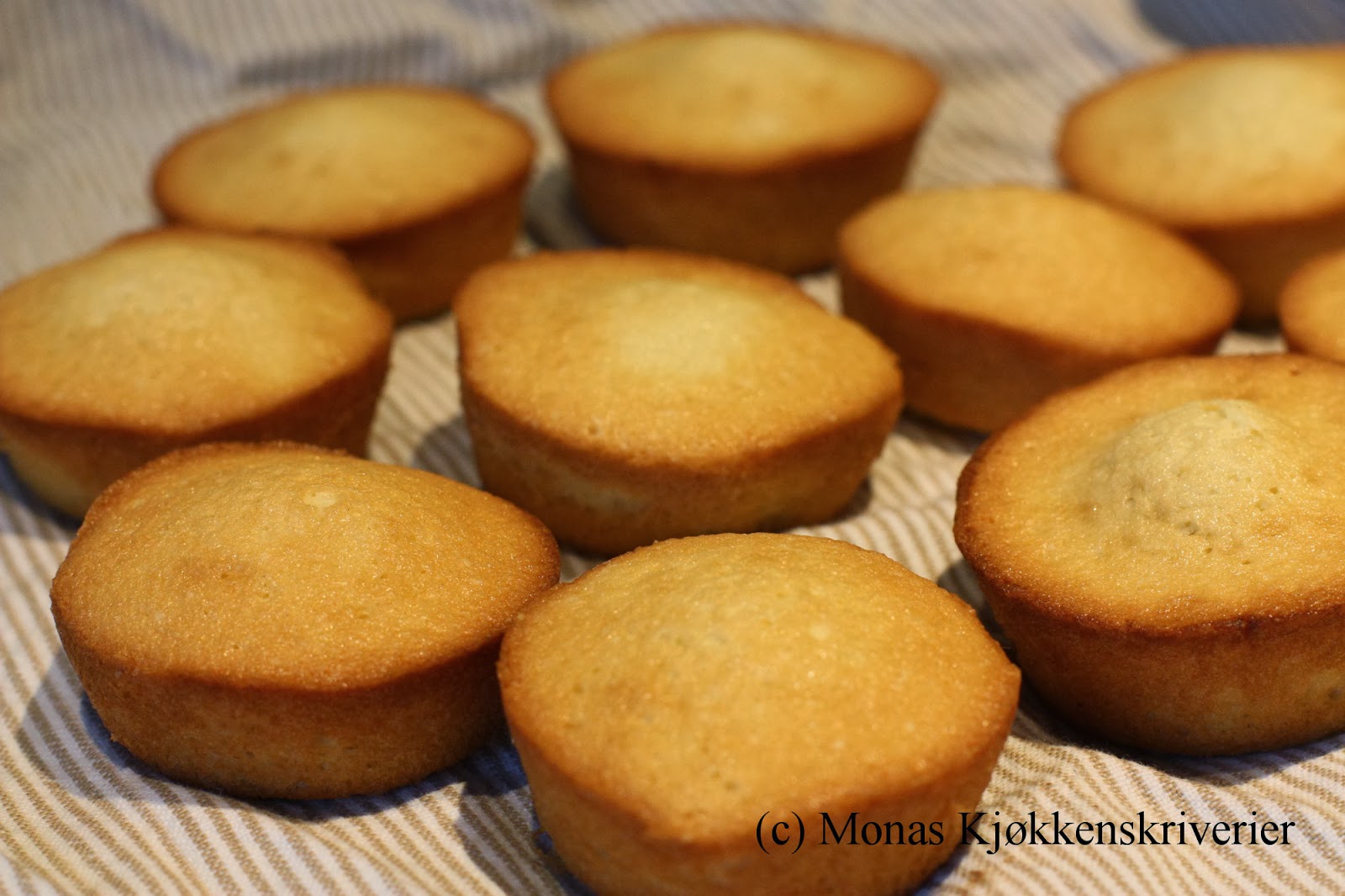Monas Kjøkkenskriverier Nydelig gode eggehvitemuffins
