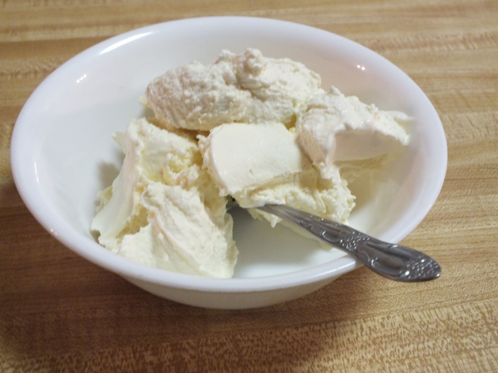 making ice cream without sugar