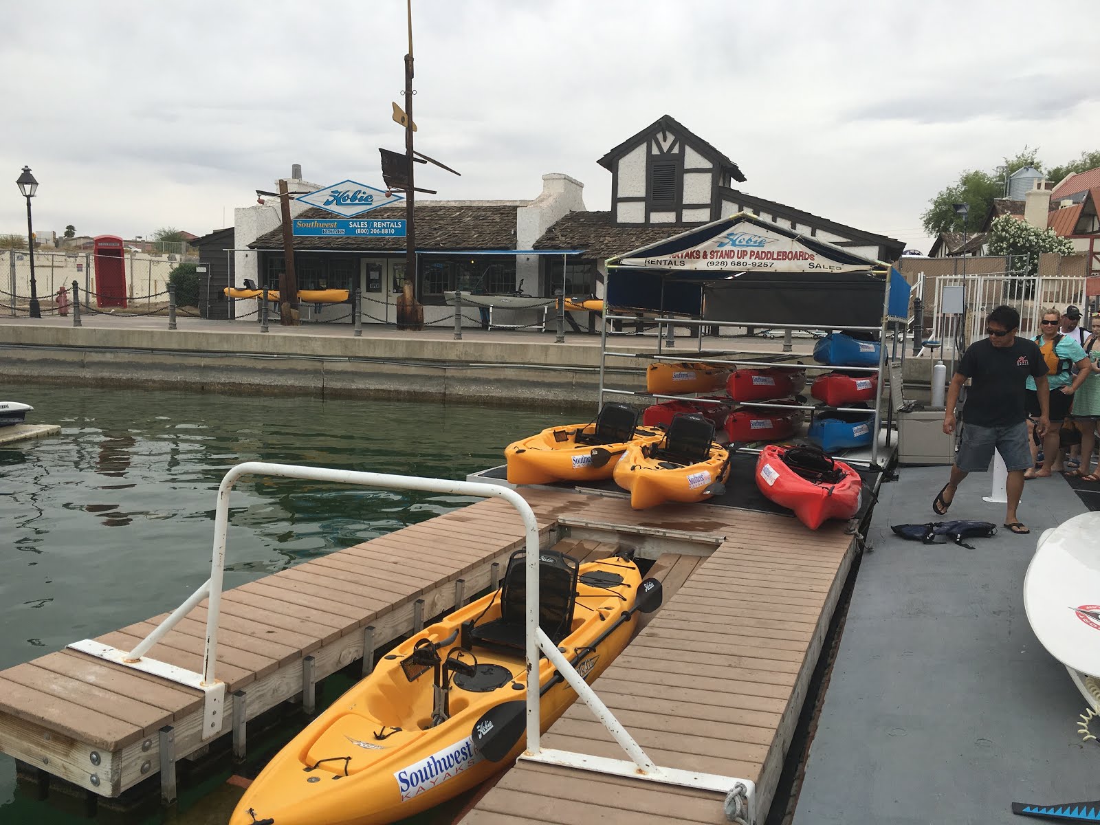 Things to Do In Lake Havasu, Arizona Paddle Boarding