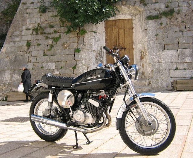 [Immagine: motoguzzi+250+TS+2.jpg]