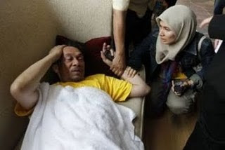http://2.bp.blogspot.com/-32FJq9ORsho/ThkGYCy-U7I/AAAAAAAAFc4/62CjRU_Xo3o/s400/beza3.jpg