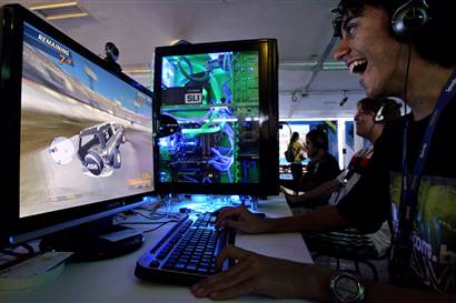 best gaming computer wow
 on Build Yourself a $1,000 Gaming Computer and Dominate the Competition ...
