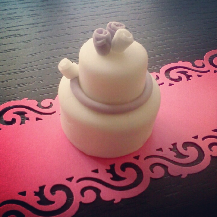 Mini Wedding Cakes For Each Table Mini Wedding Cakes For Each Table