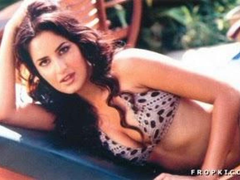 bollywood hot Actress: katrina kaif boom pics