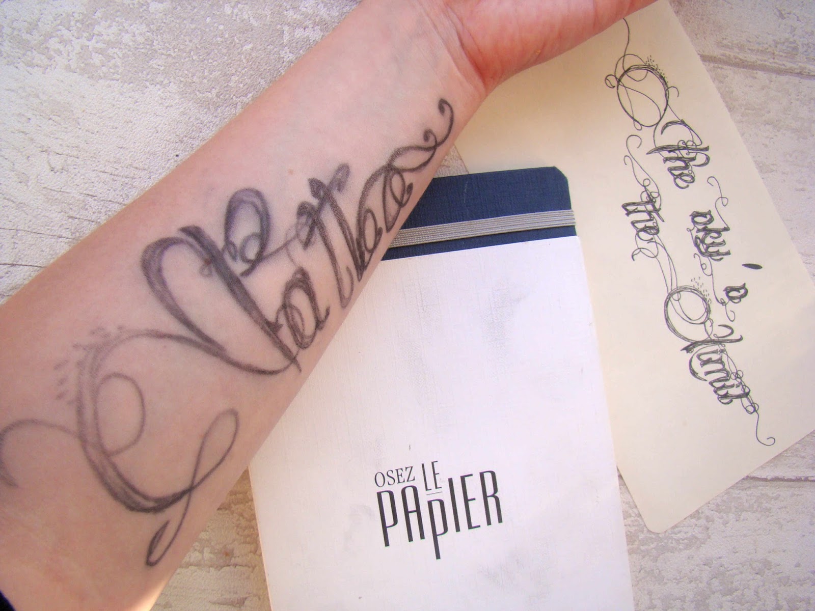 Free Fonts Macaroons Calligraphie Cursive Police De