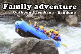 RAFTING ( ARUNG JERAM - WISATA AIR )