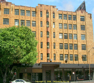 Pioneer house facade