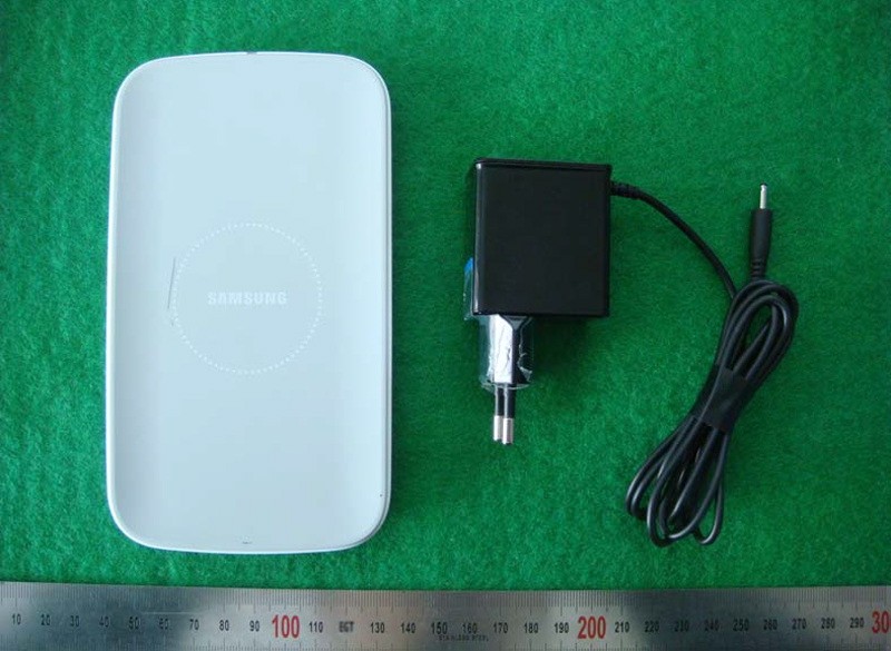 Samsung Galaxy S3 Surfaced official wireless charger
