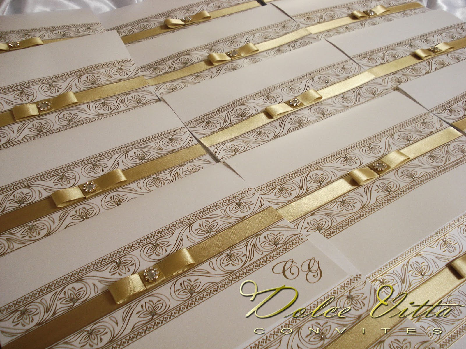 decorar ouro branco: Convite de Casamento Dourado e Branco em Papel Perolado !!! – cod:050 decorar ouro branco: Convite de Casamento Dourado e Branco em Papel Perolado !!! – cod:050