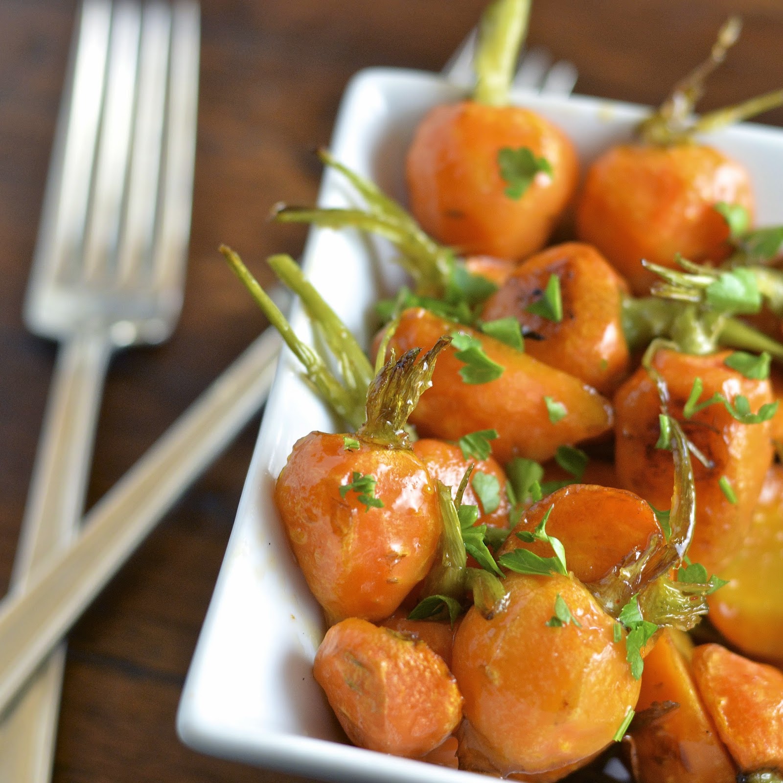 Roasted Baby Carrots with a Honey Sriracha Glaze Virtually Homemade