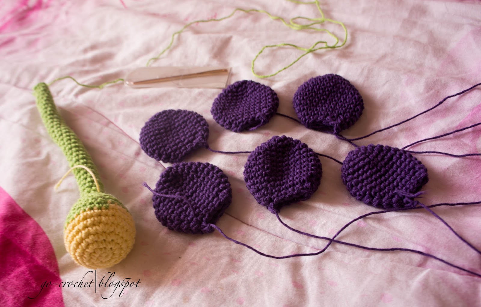 Go Crochet!: Flower Amigurumi