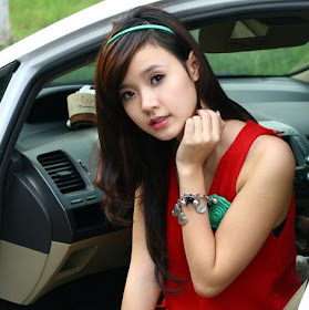 Volvo Girl Wallpaper