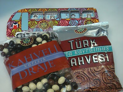 Inci Ile Dunden Bugune Kahve Dunyasi Ve Kahveli Drajeler