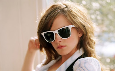 British Sexy Actress Emma Watson Latest Images
