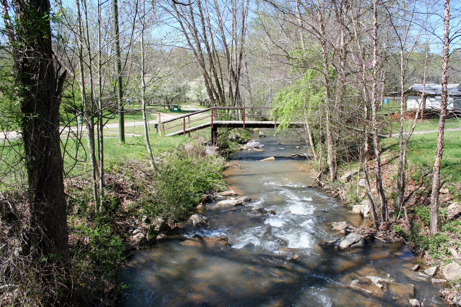 Joe, Diane, & Mallery's Big Adventure Modern Day Gypsies Moravian