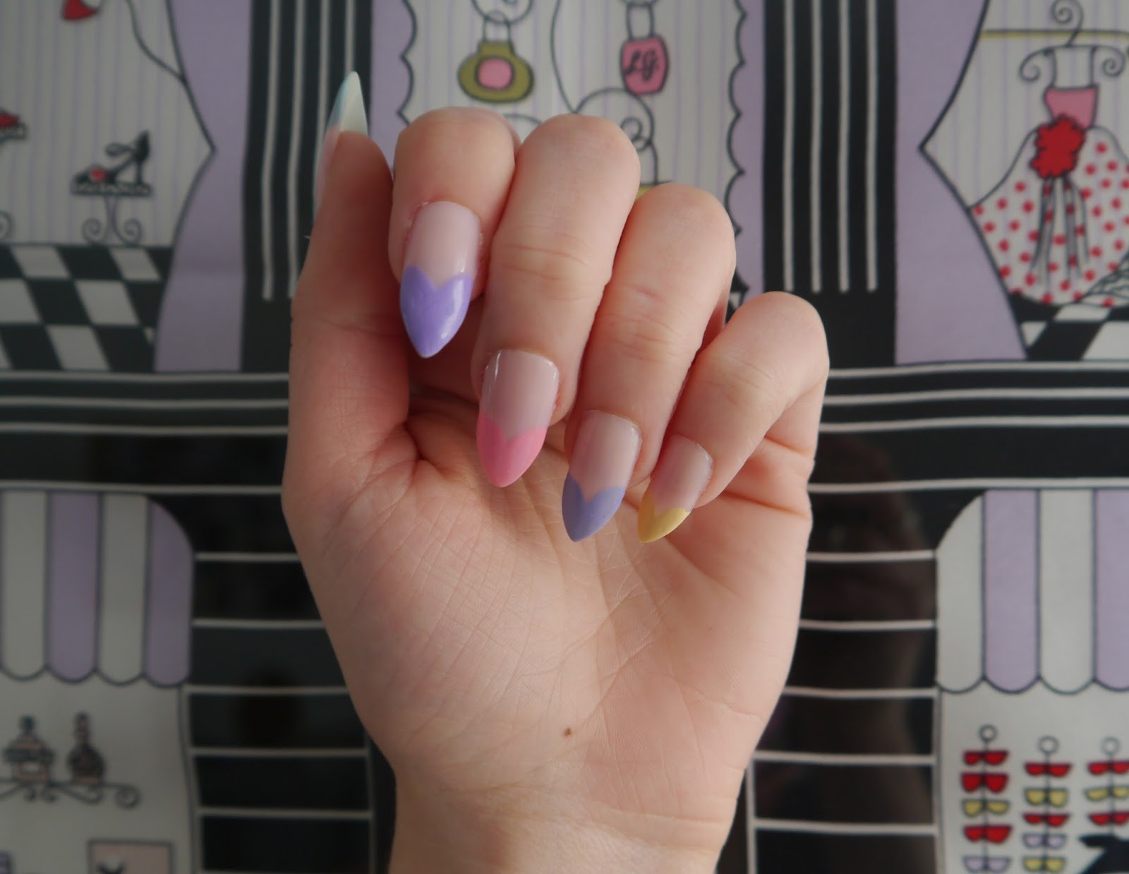 Pastel Heart-Tip Nails | Ellen Atlanta