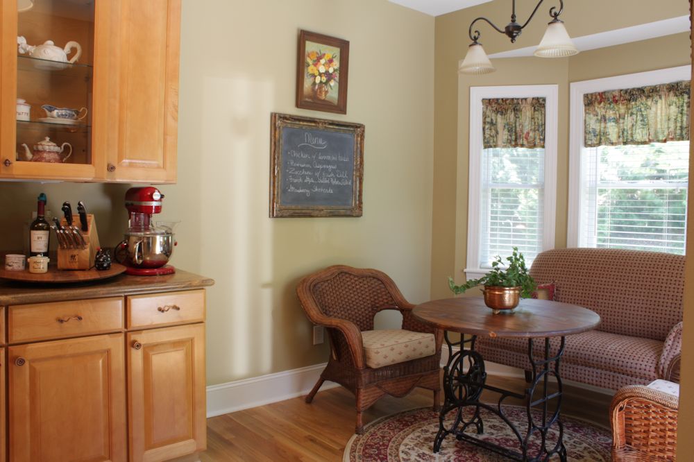 The Comforts of Home May 2013