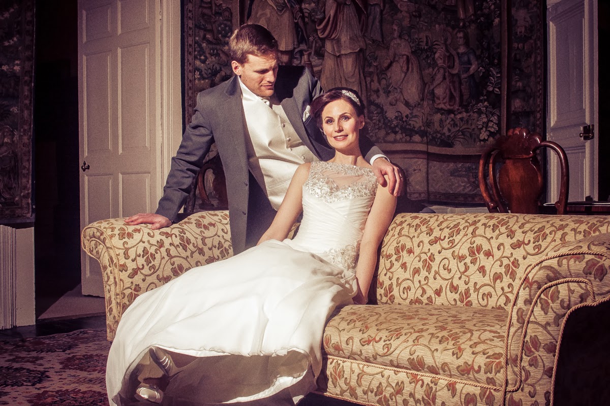 The Wedding of Donna and David, a Durham Castle wedding Mandy