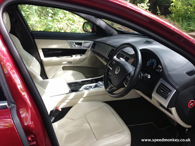 Jaguar XF V6 Portfolio