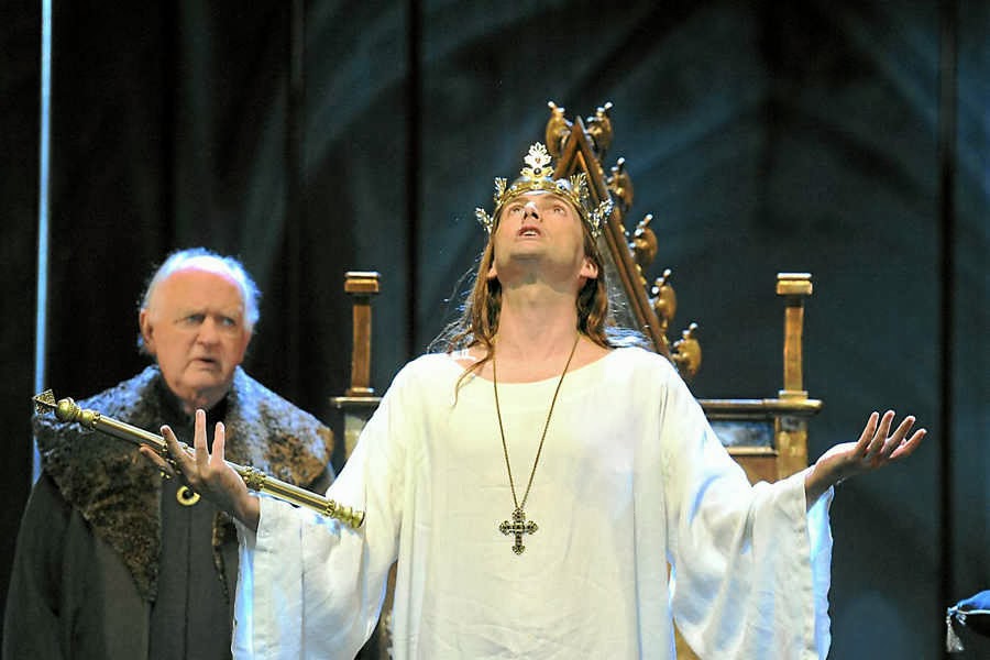 REVIEW Richard II Starring David Tennant A Stunning Return To