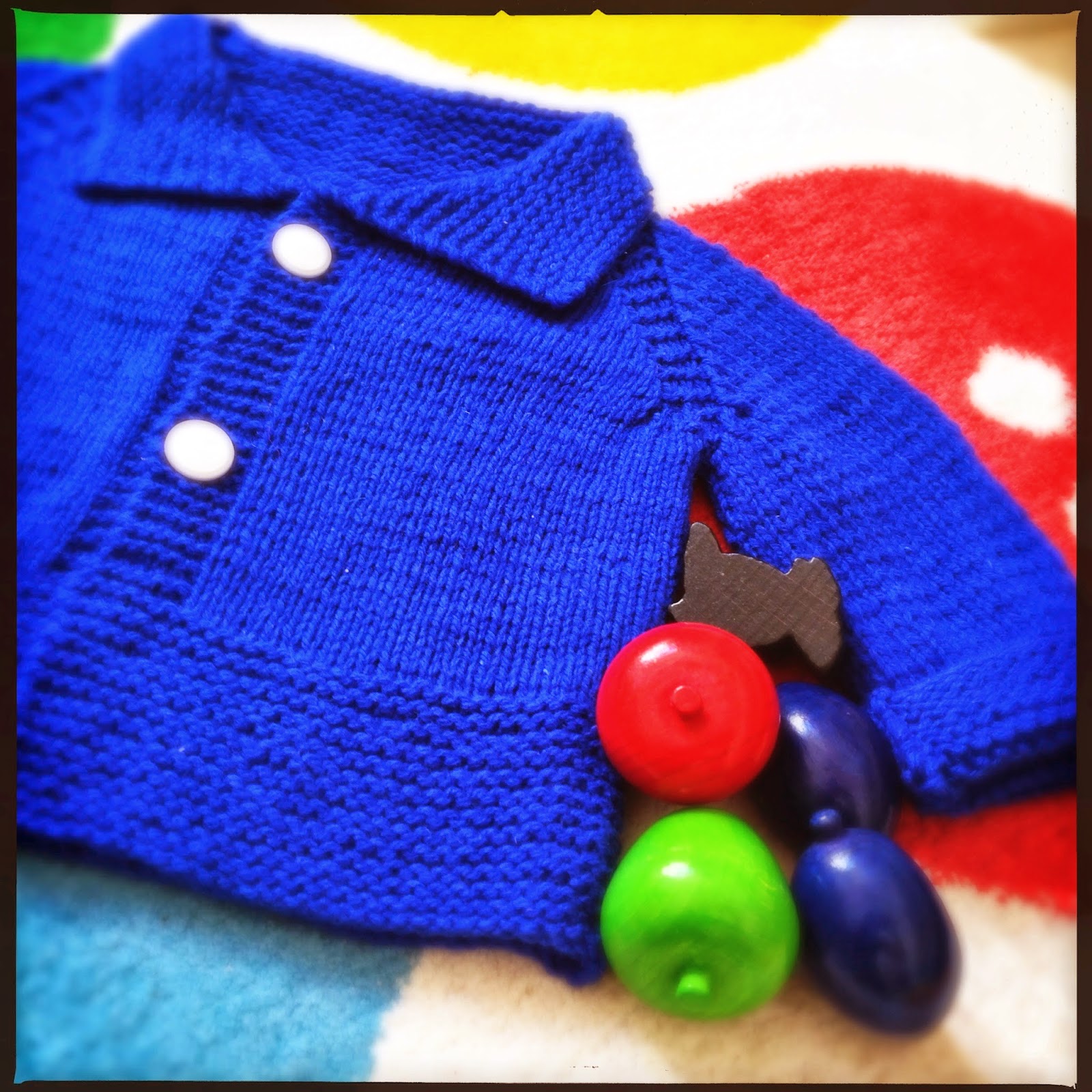 Baby Kimo tricoté en Mérinos roy de la Filature du Valgaudemar