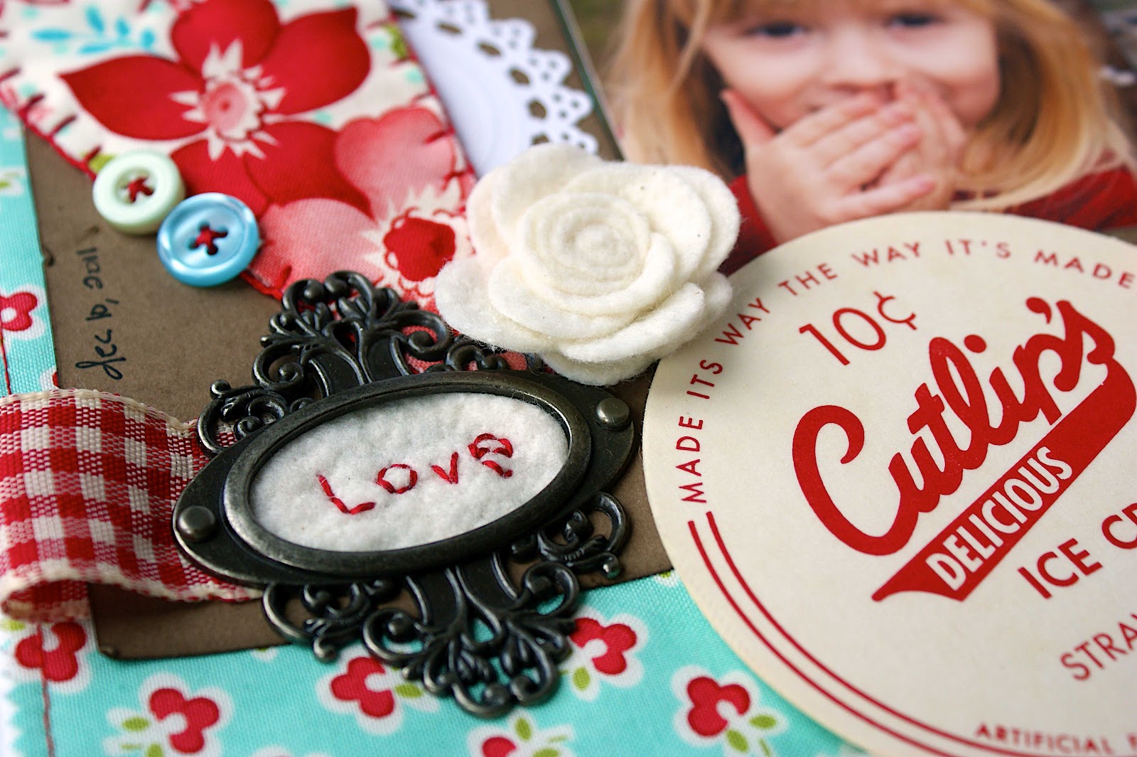 Sizzix Die Cutting Inspiration and Tips Fabric embellishments...