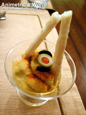 Hummus at Cafe Ilang-Ilang in Manila Hotel