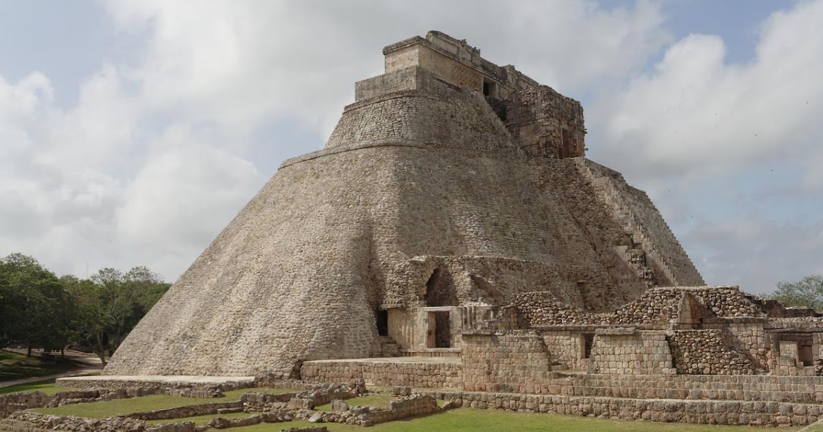 egyptian and mexican pyramids If you ask yourself how many pyramids are in the world you will be lost in thoughts and it least you wouldn't find the right number no matter who you are a person who has never interested in pyramids or you have phd in history, it’s not matter you do not find an answer on this question. egyptian and mexican pyramids If you ask yourself how many pyramids are in the world you will be lost in thoughts and it least you wouldn't find the right number no matter who you are a person who has never interested in pyramids or you have phd in history, it’s not matter you do not find an answer on this question.
