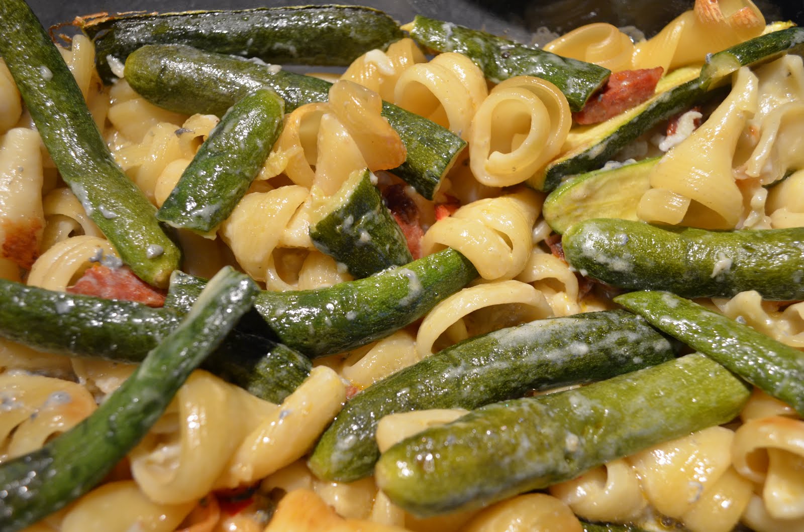 beatingbowls Baby Courgette, Chorizo and Dolce Latte Pasta Bake