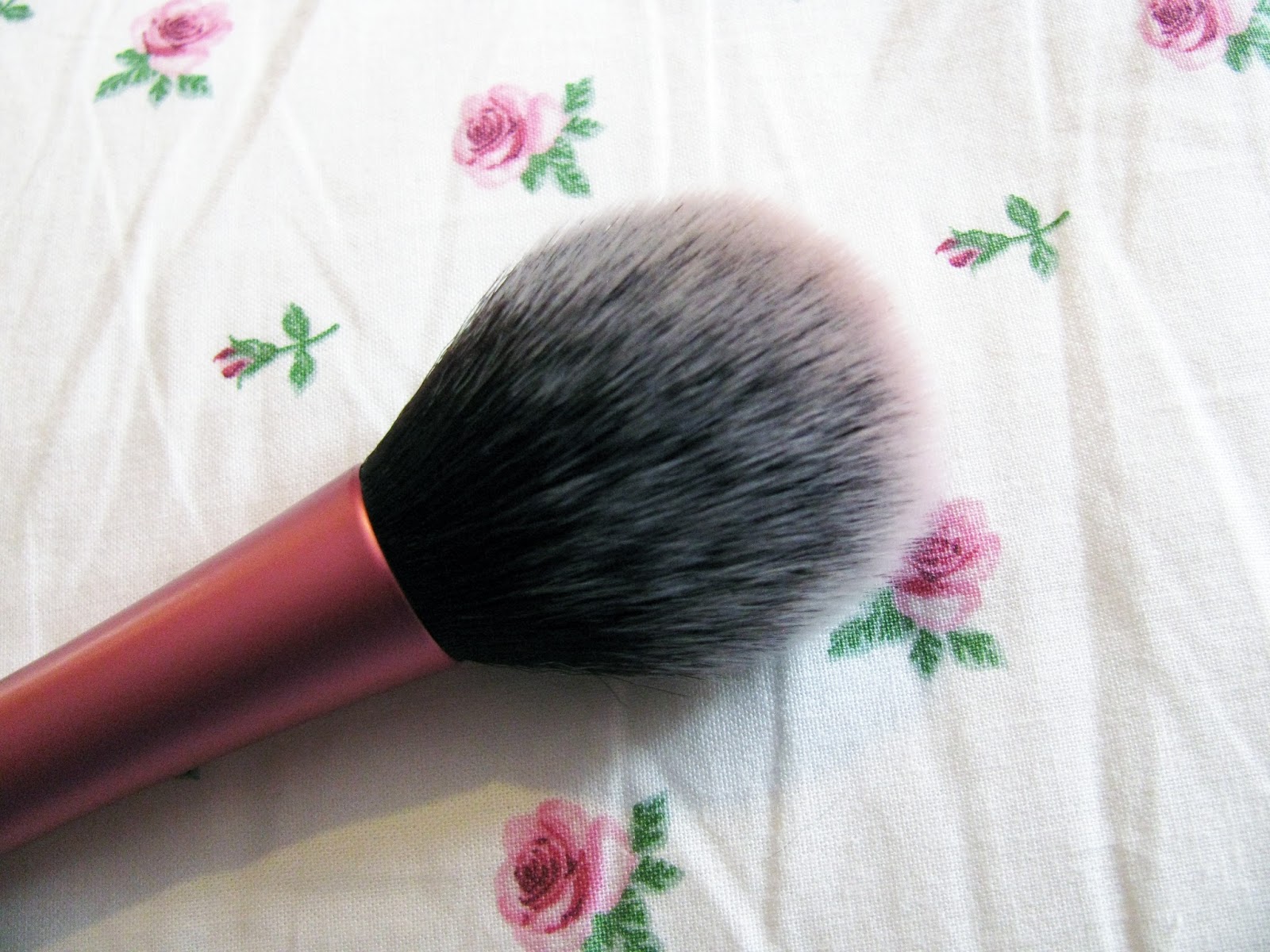 Real Techniques Blush Brush Review Style and Splurging