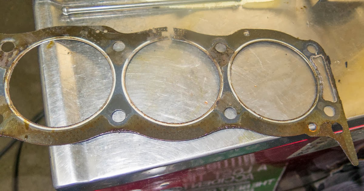 Blown Head Gaskets on Land Rover V8 Engines JE Robison Service