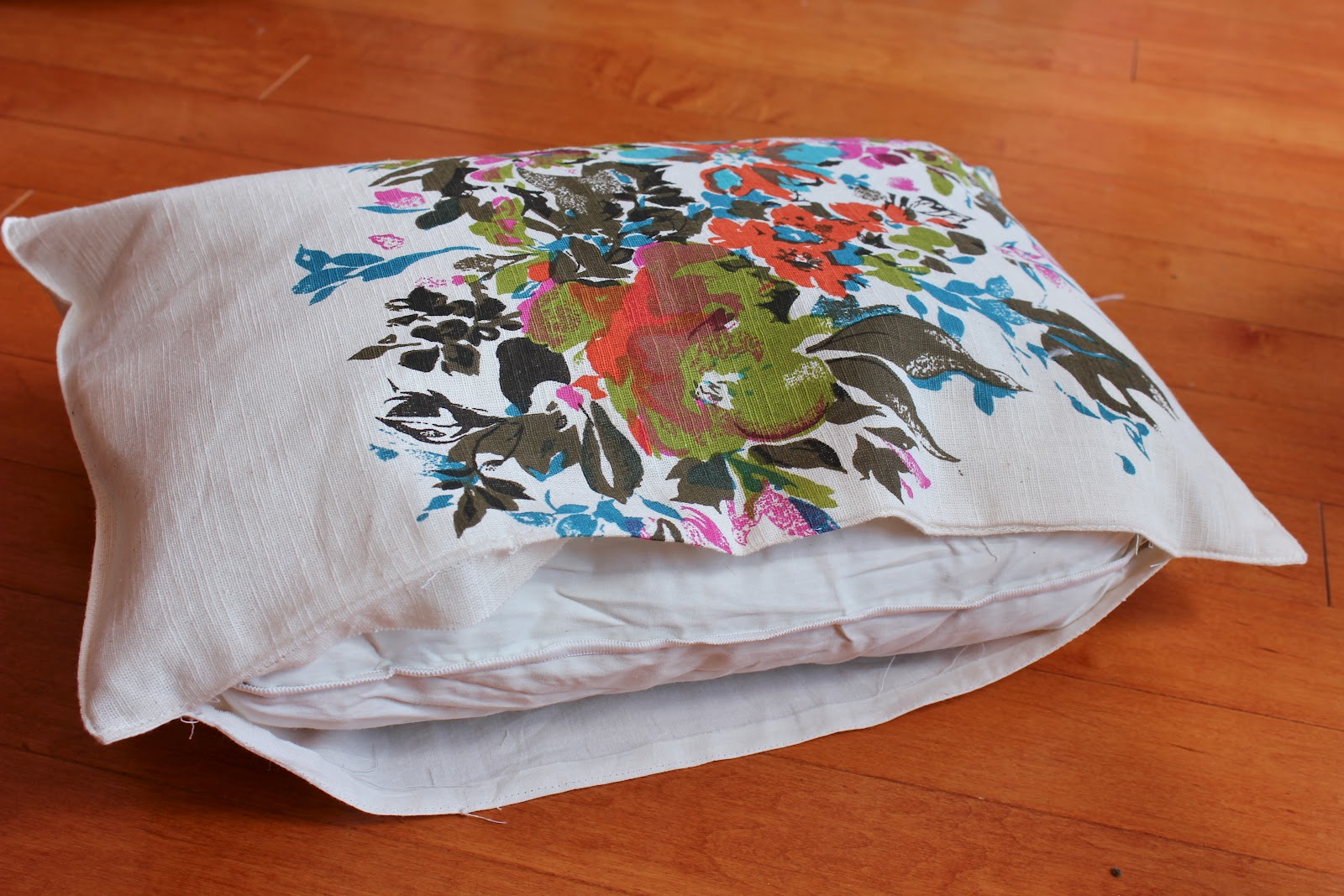 Placemat Pillows a tutorial Sweet Verbena