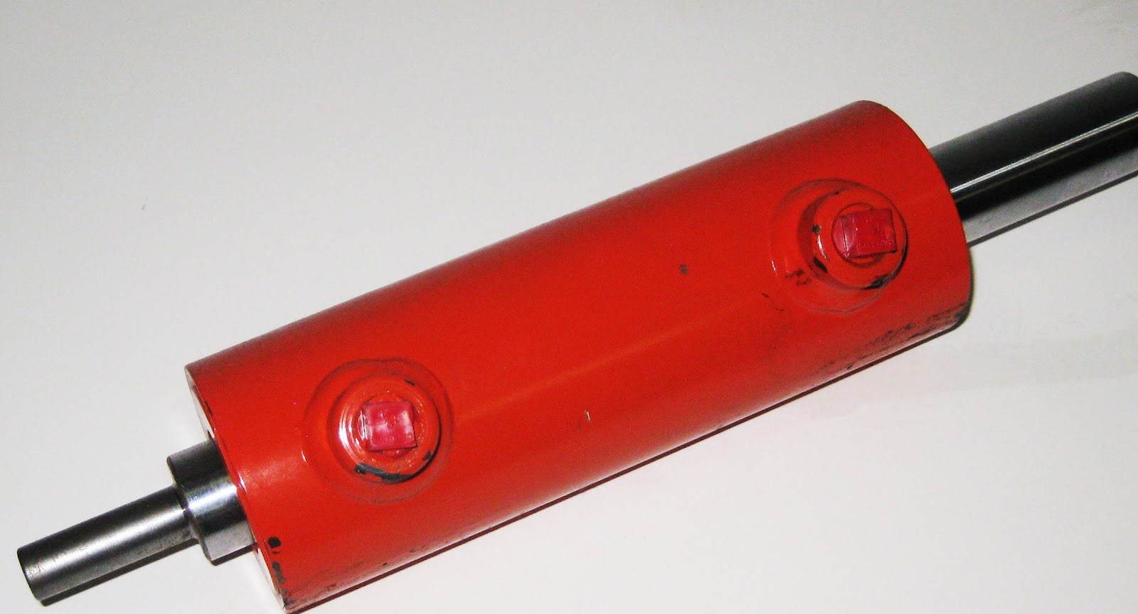 HYDRAULIC CYLINDER REPAIRS KOBELCO,BOOMS,CRANES,KOBELCO BUCKETS,