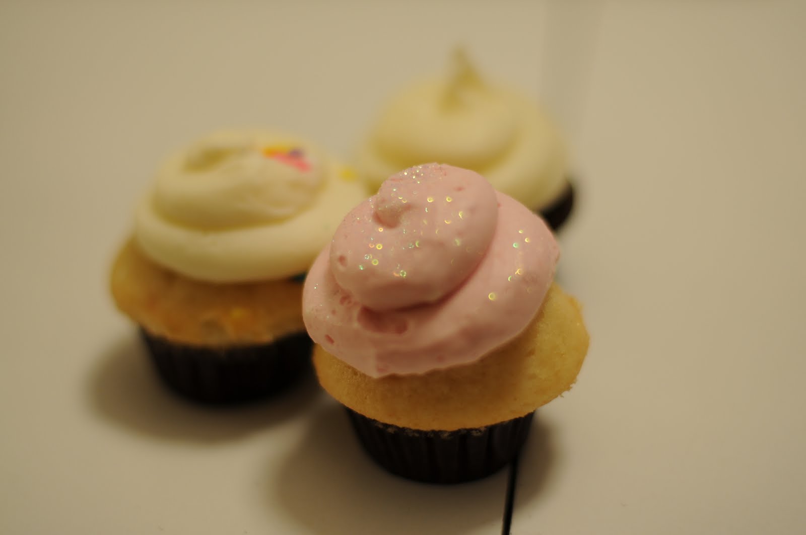 The Cupcake Activist Review Sweet E's Bake Shop