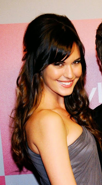 long hairstyles with bangs