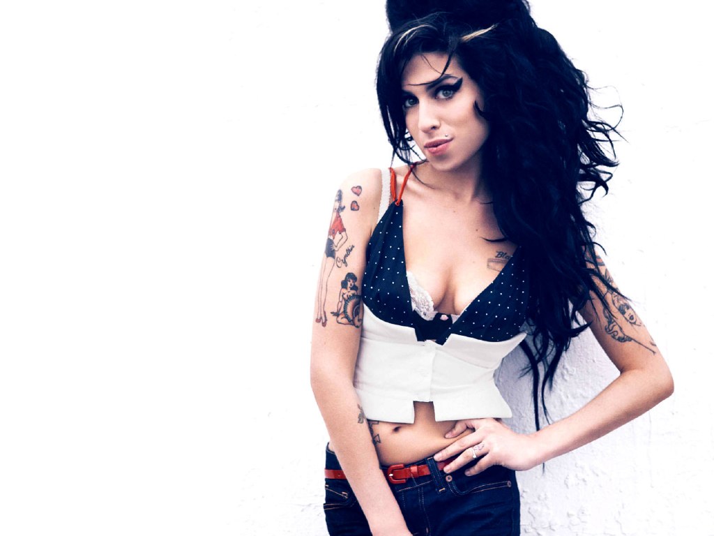 http://2.bp.blogspot.com/-3KGAfM2YRIs/TxpiJyAEv7I/AAAAAAAAOM4/isrQ_C7SfQ0/s1600/Amy+Winehouse+%25285%2529.jpg