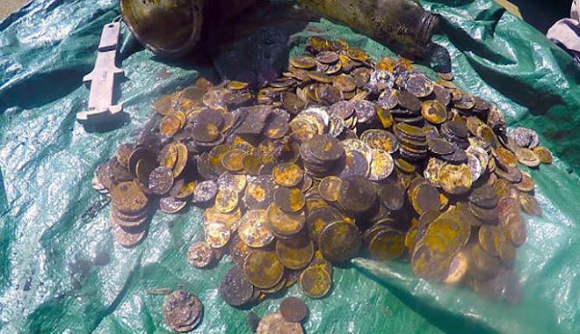 Unik Di Temukan Koin Emas Di Laut Lepas