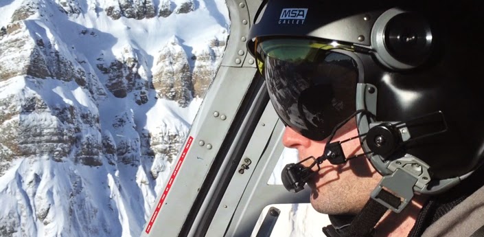 Helicopter Flight over Banff National Park with Alpine Helicopters. By Jessica Mack (aka @SweetDivergence)