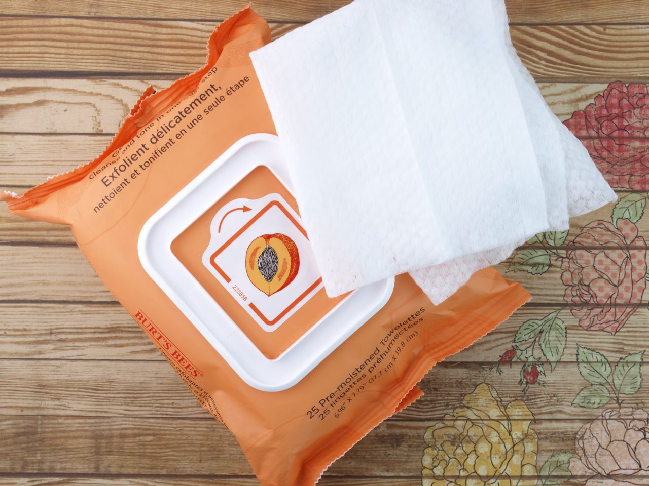 Burt's Bees Pink Grapefruit Facial Towelettes & Peach Willow Bark