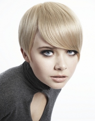 New Hairstyle 2014 Short Platinum Blonde Hair Style 2014