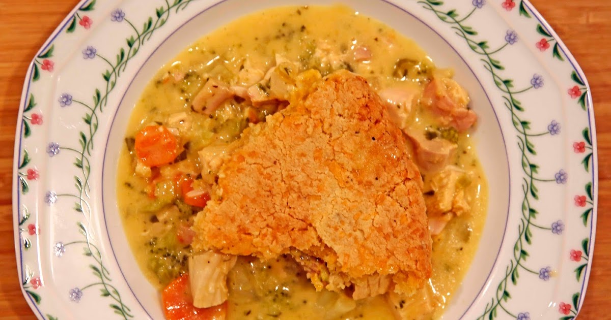 Gourmet Girl Cooks Chicken Pot Pie w/ Cheddar Herb Crust Low Carb