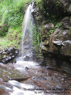 ciwangun week end februari 2012 traveling outdoor ceria_ciwangun mini waterfall