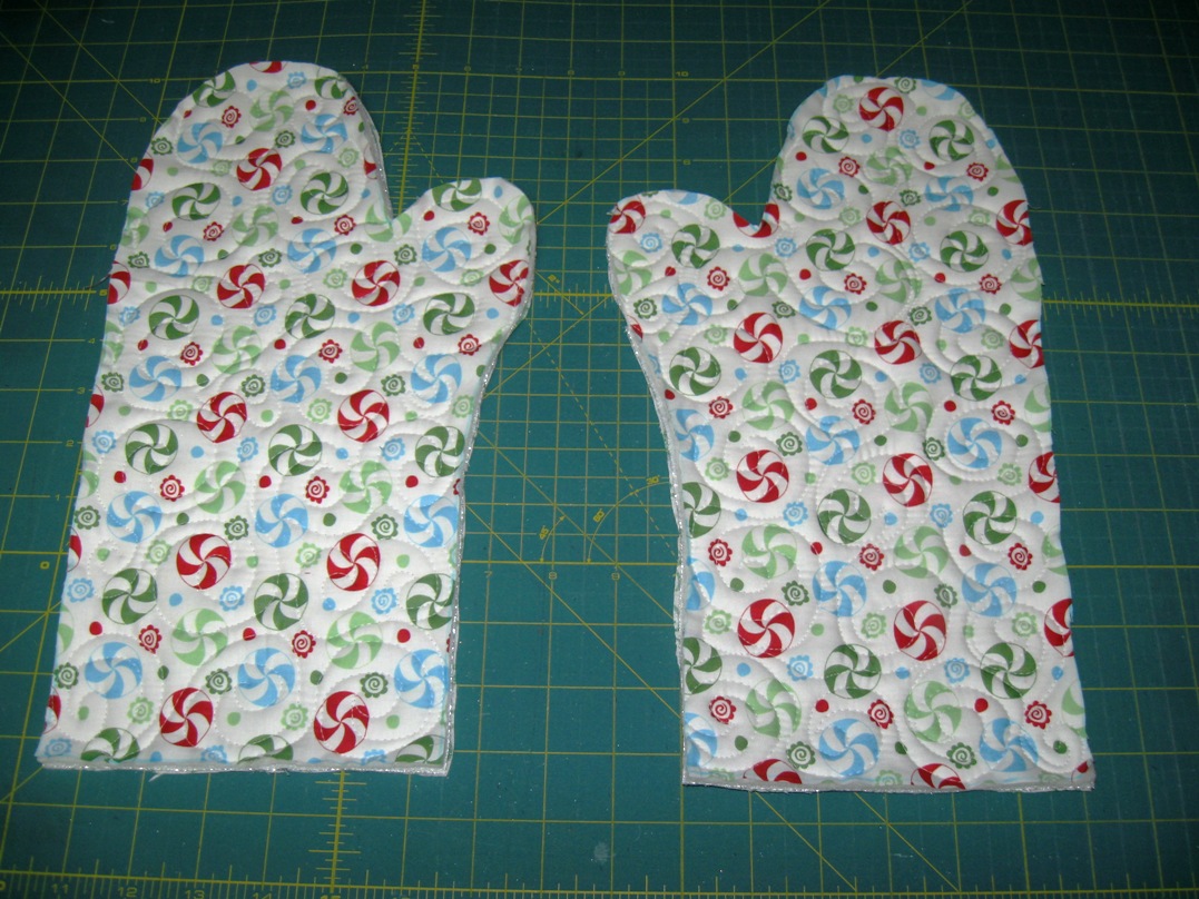 Quilt Story Tutorial Holiday Oven Mitt