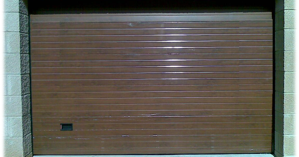 METALICAS ANUGAR S.C.: Puertas De Garaje