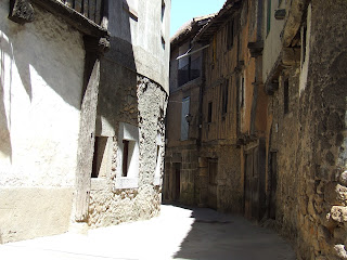 Calle tipica de San Martín del Castañar