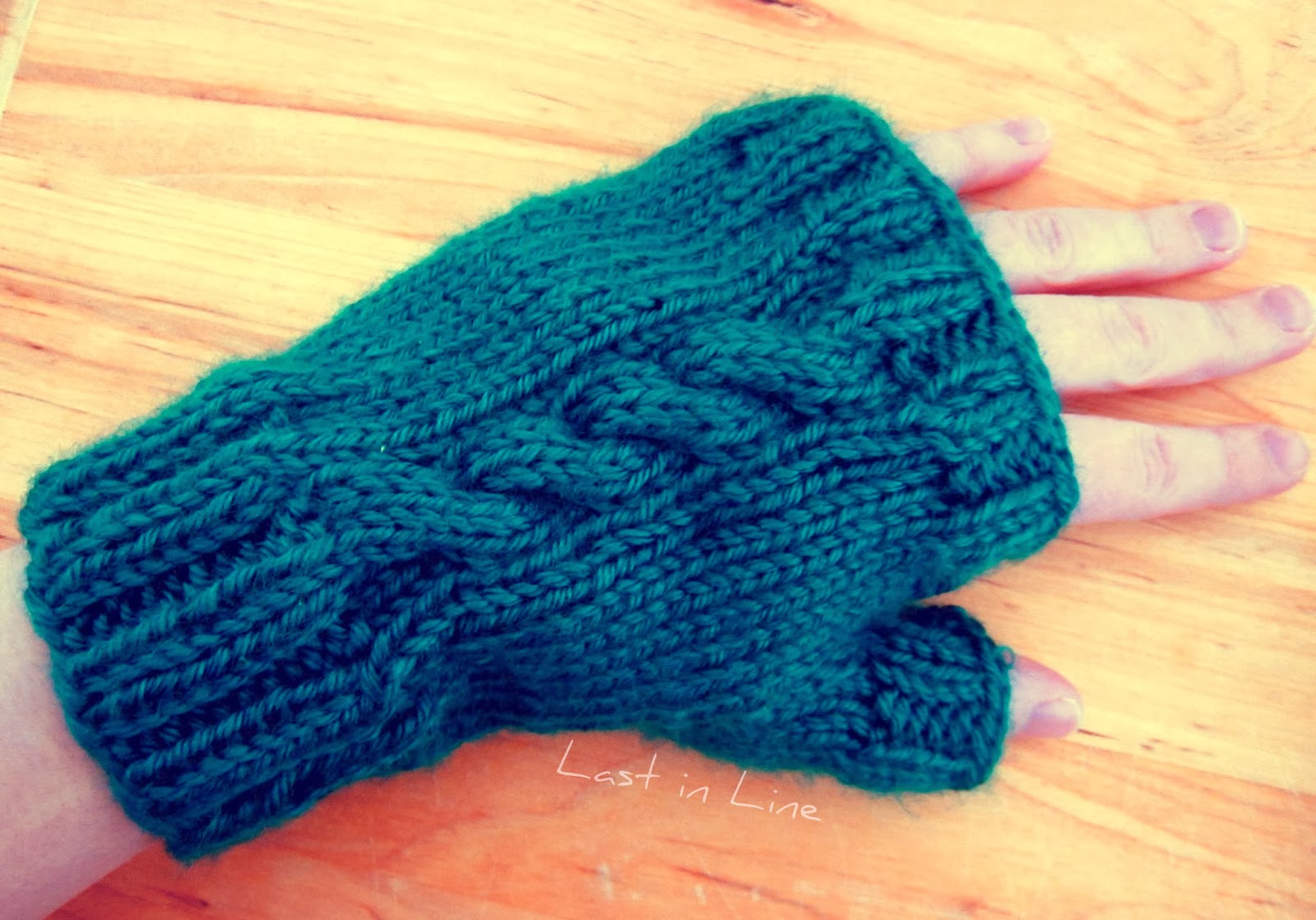 Easy Fingerless Gloves Knitting Pattern Free In Knitting Apps Directories