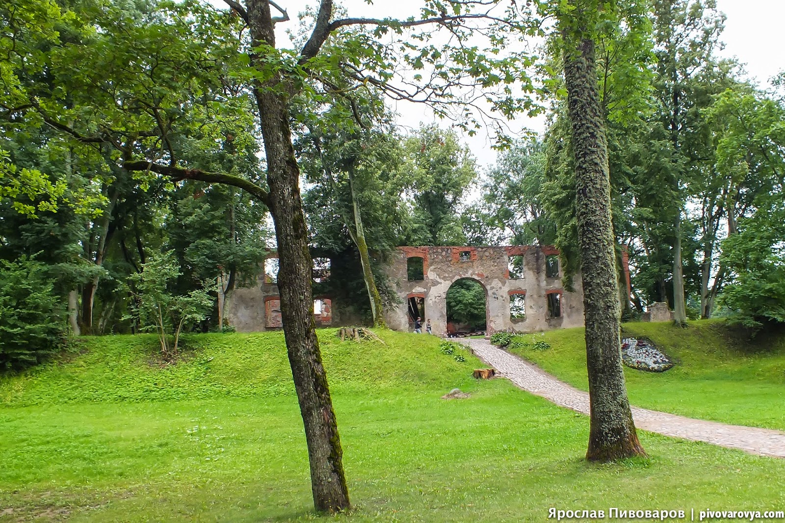 Замок Гробиня (Grobinja castle)