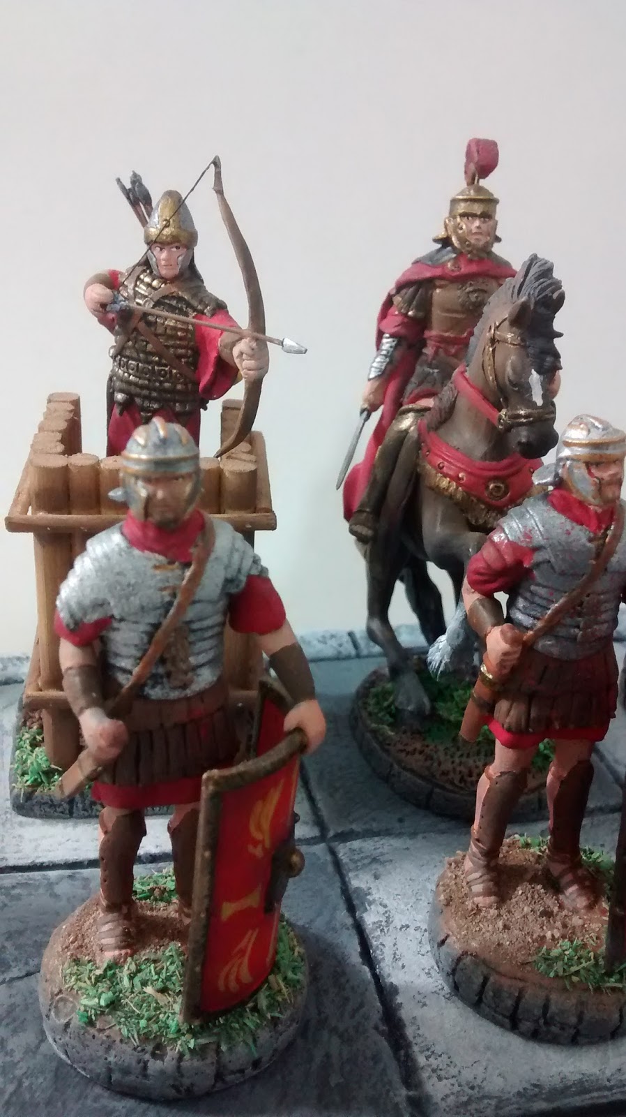 Osmar Andrade Miniaturas: XADREZ PERSONALIZADO ROMANOS X GAÚLESES