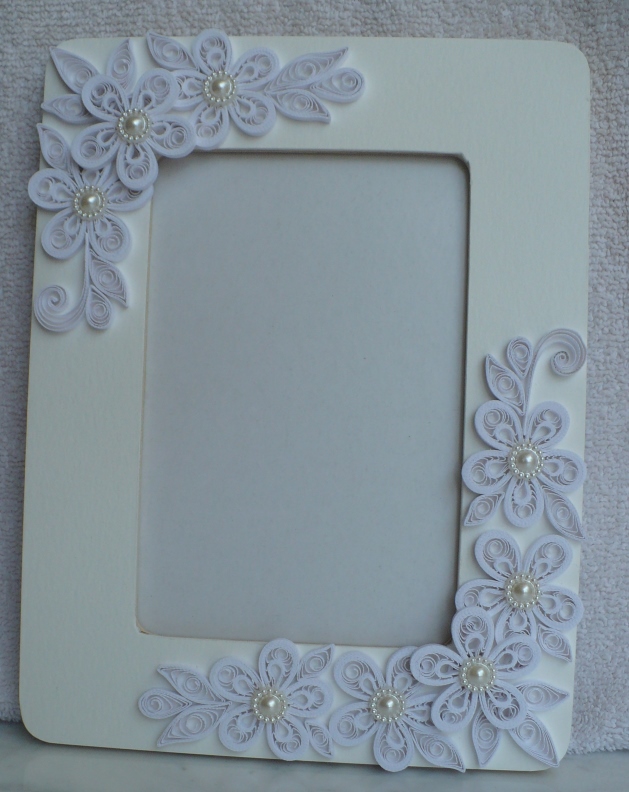 Let's create Quilling Photo Frames and Flowers