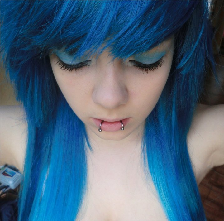 Blue haired emo girl